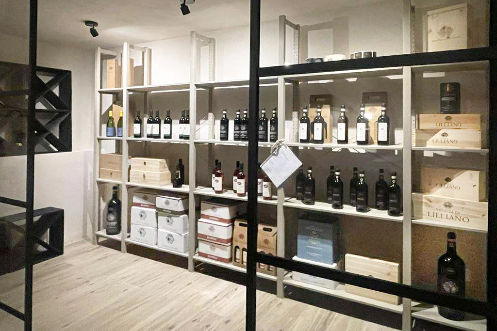 Casale Capalbio Vendita Winery 2