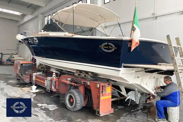 Magnum Marine 38 5 B