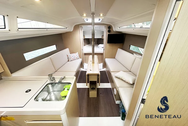 Oceanic 301 Beneteau 19
