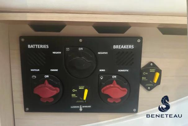 Oceanic 301 Beneteau 26