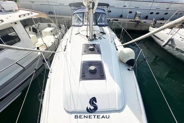 Oceanic 301 Beneteau 8